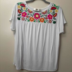 Youth in Revolt Floral Boho Soft Blend Loose Fit Tee Shirt Medium